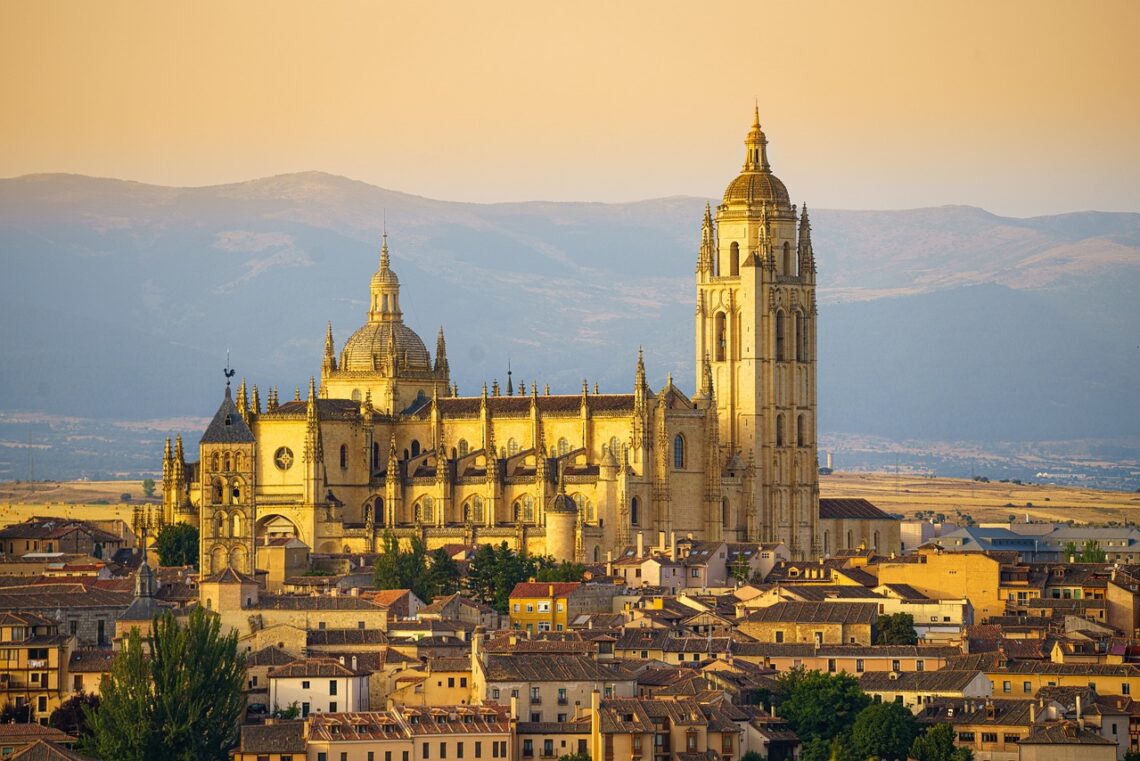 Guia brasileiro em Segovia