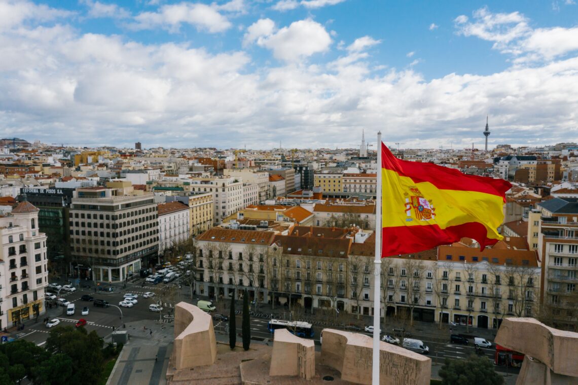 Regiões da Espanha - Foto de Mikhail Nilov no Pexels