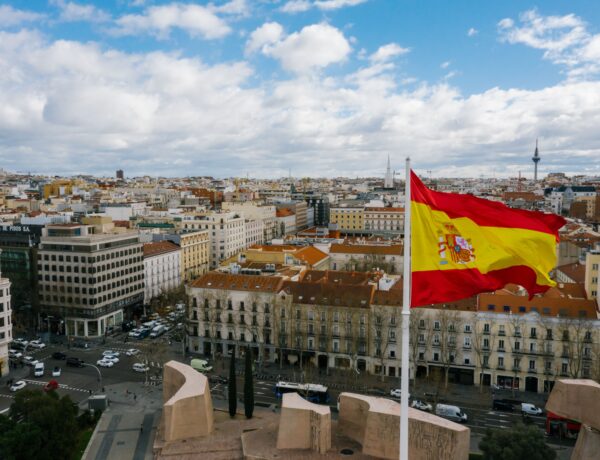 Regiões da Espanha - Foto de Mikhail Nilov no Pexels